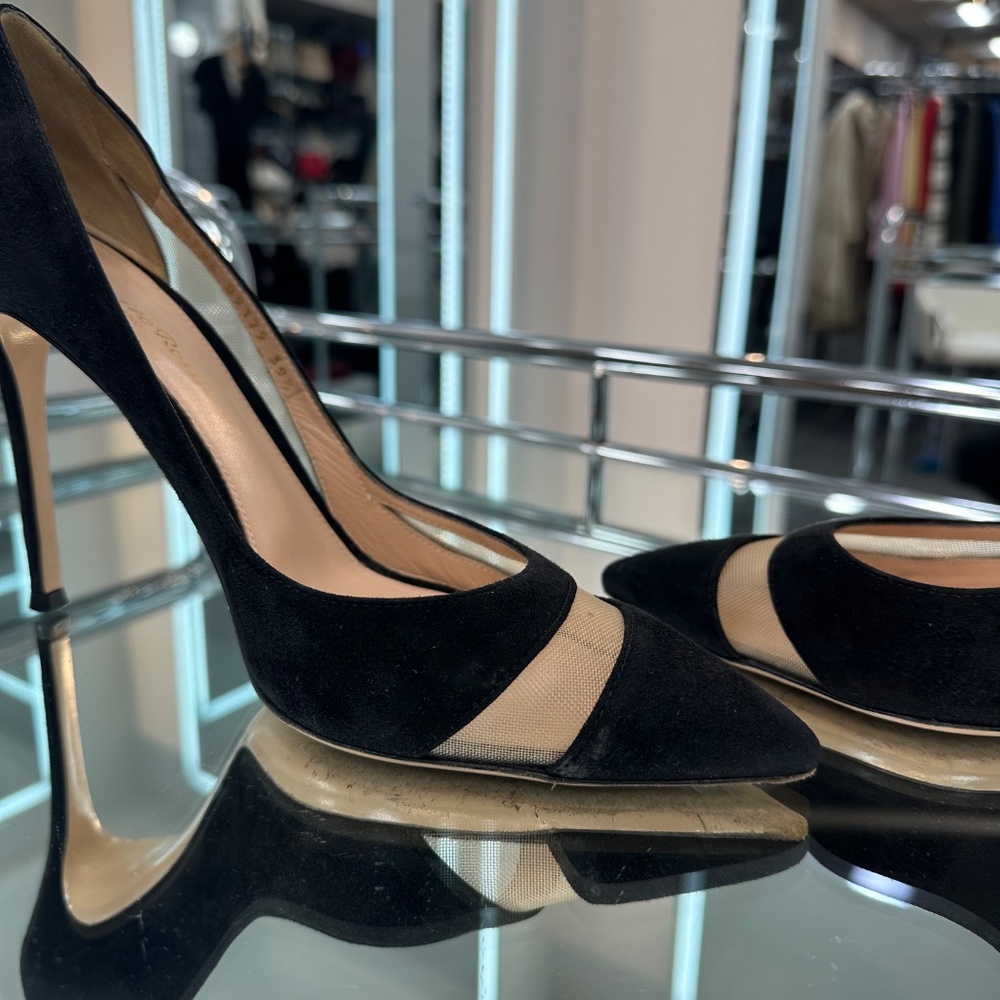 Gianvito Rossi suede and mesh pointed toe heel - Picture 4 of 9